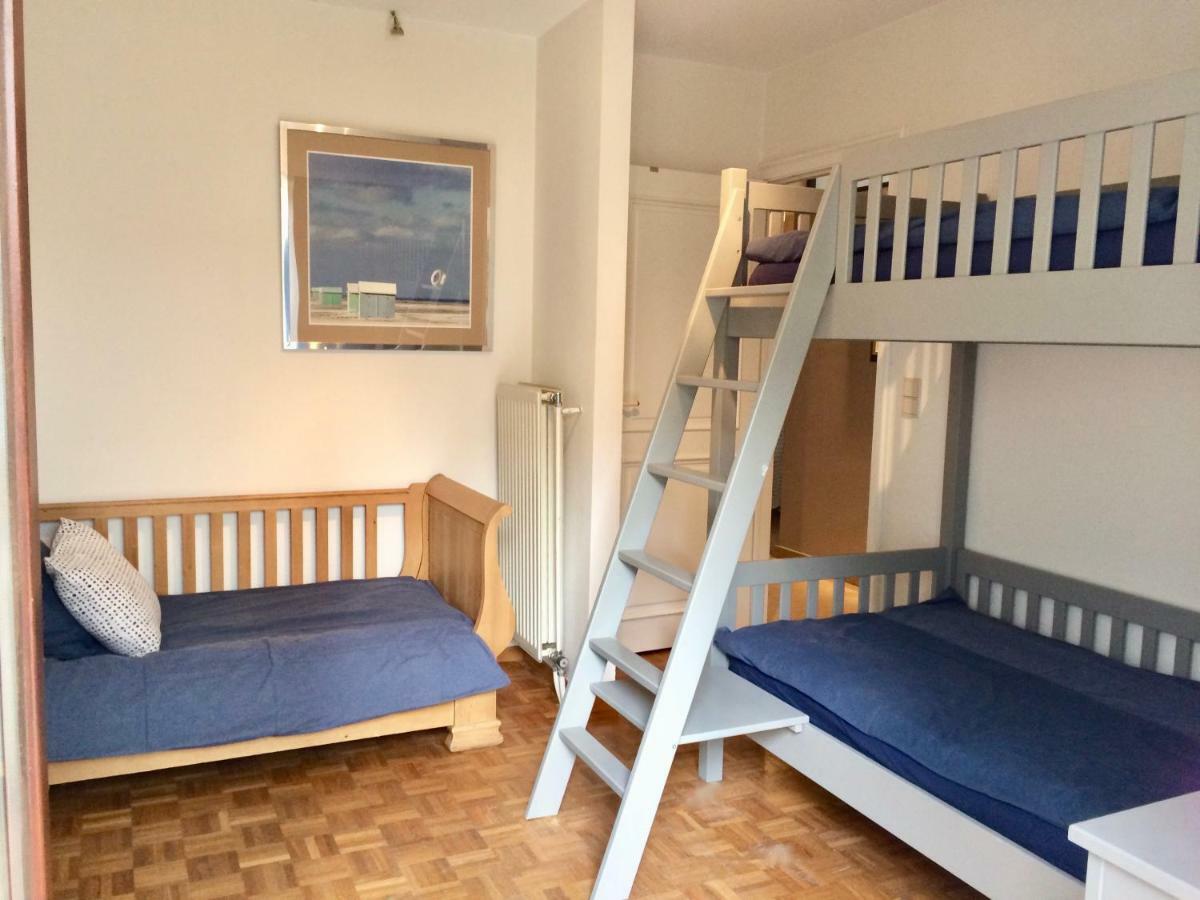 Grand Appartement Avec Terrasse Knokke-Heist Kültér fotó